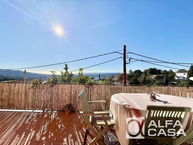 3 sovrum Villa till salu i Lloret de Mar med garage - 299 000 € (Ref: 9579199)