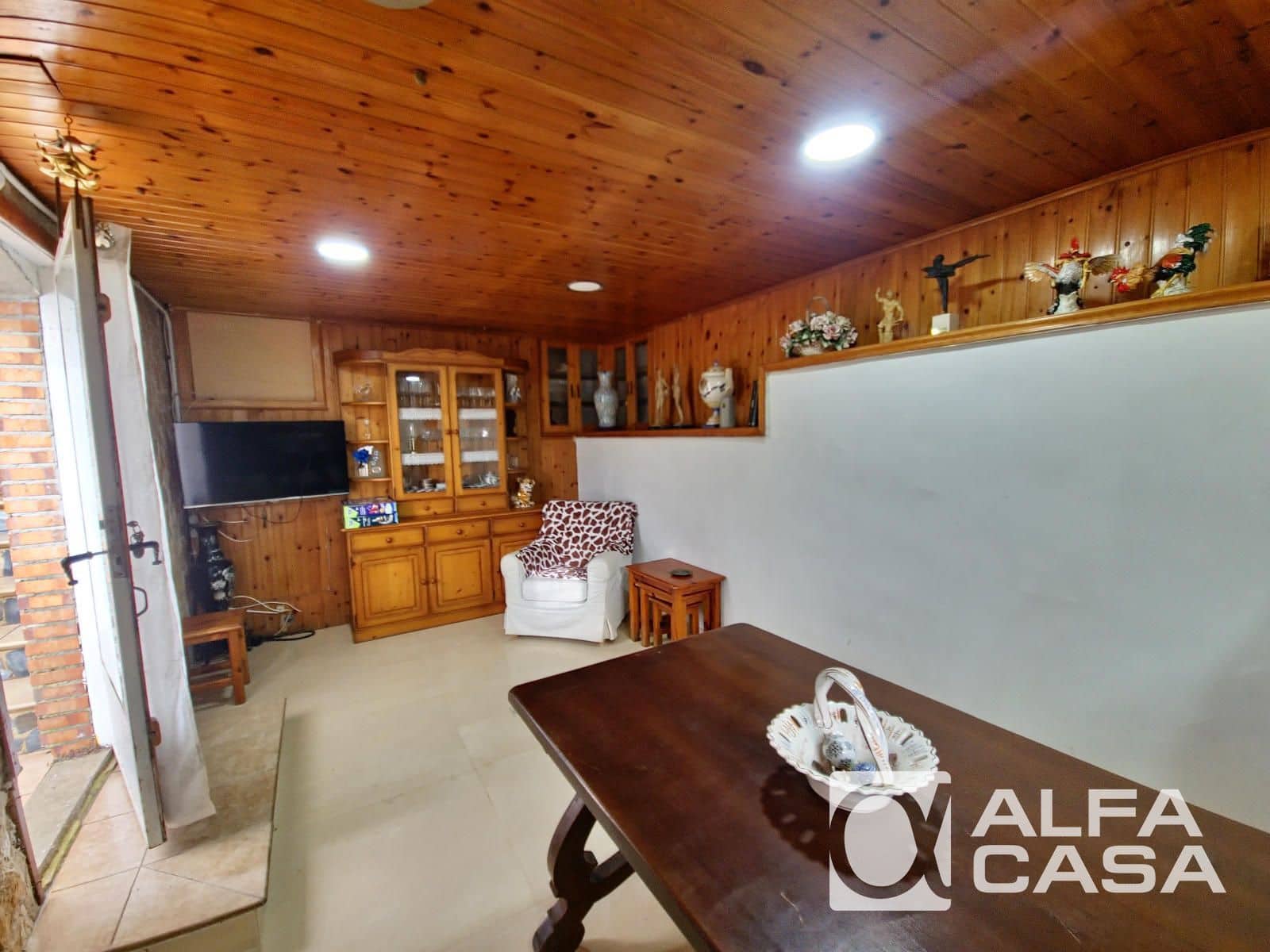 Chalet de 4 habitaciones en Lloret de Mar en venta con piscina garaje - 380.000 € (Ref: 9592253)