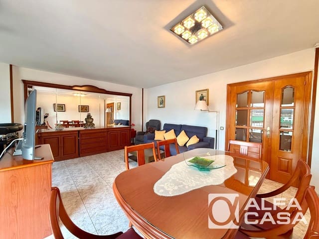 4 sypialnia Mieszkanie na sprzedaż w Lloret de Mar - 240 000 € (Ref: 9598397)