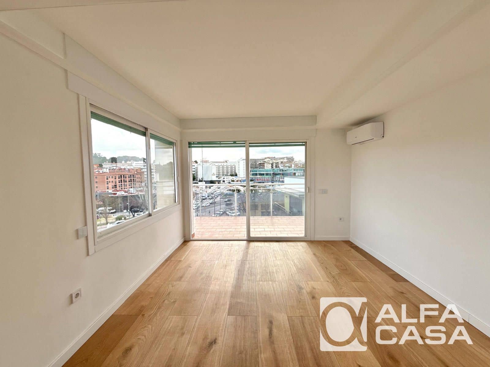 3 slaapkamer Flat te koop in Lloret de Mar met zwembad - € 249.000 (Ref: 9675138)