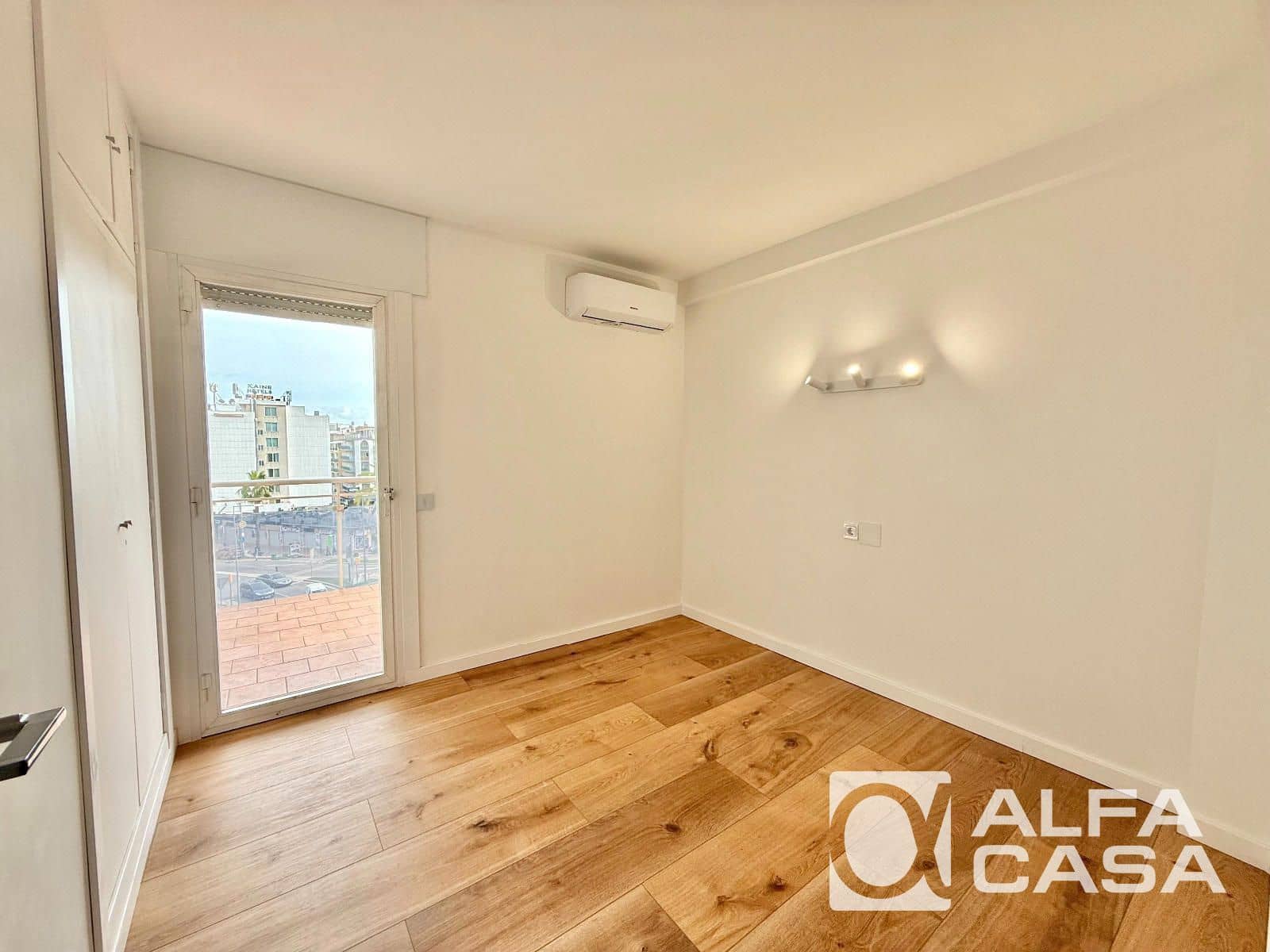 3 slaapkamer Flat te koop in Lloret de Mar met zwembad - € 249.000 (Ref: 9675138)