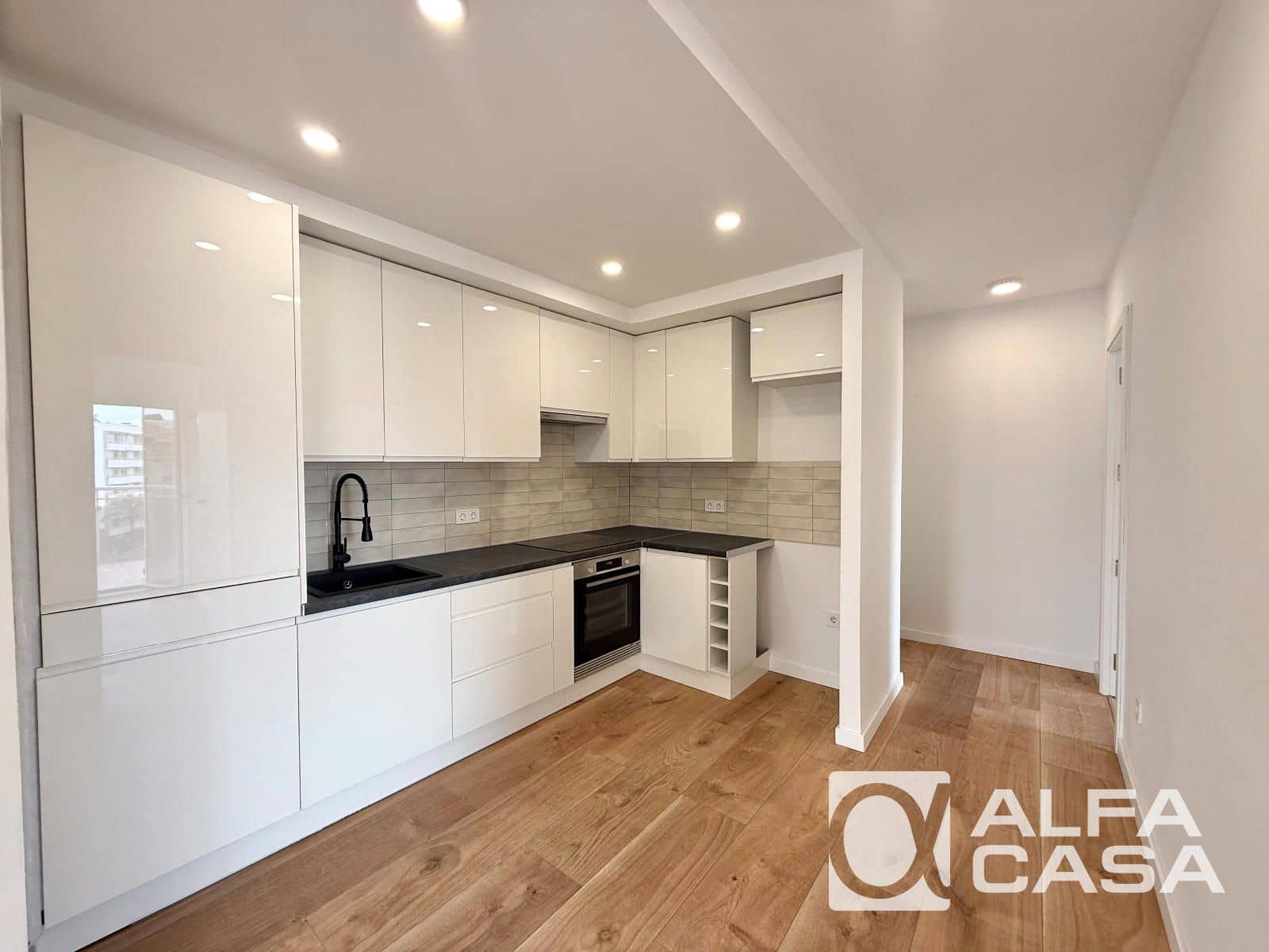 3 slaapkamer Flat te koop in Lloret de Mar met zwembad - € 249.000 (Ref: 9675138)