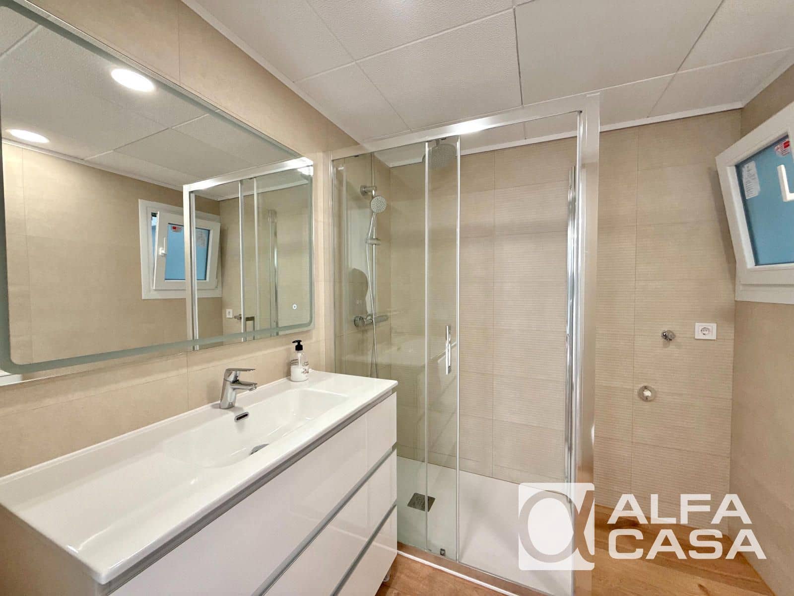 3 slaapkamer Flat te koop in Lloret de Mar met zwembad - € 249.000 (Ref: 9675138)