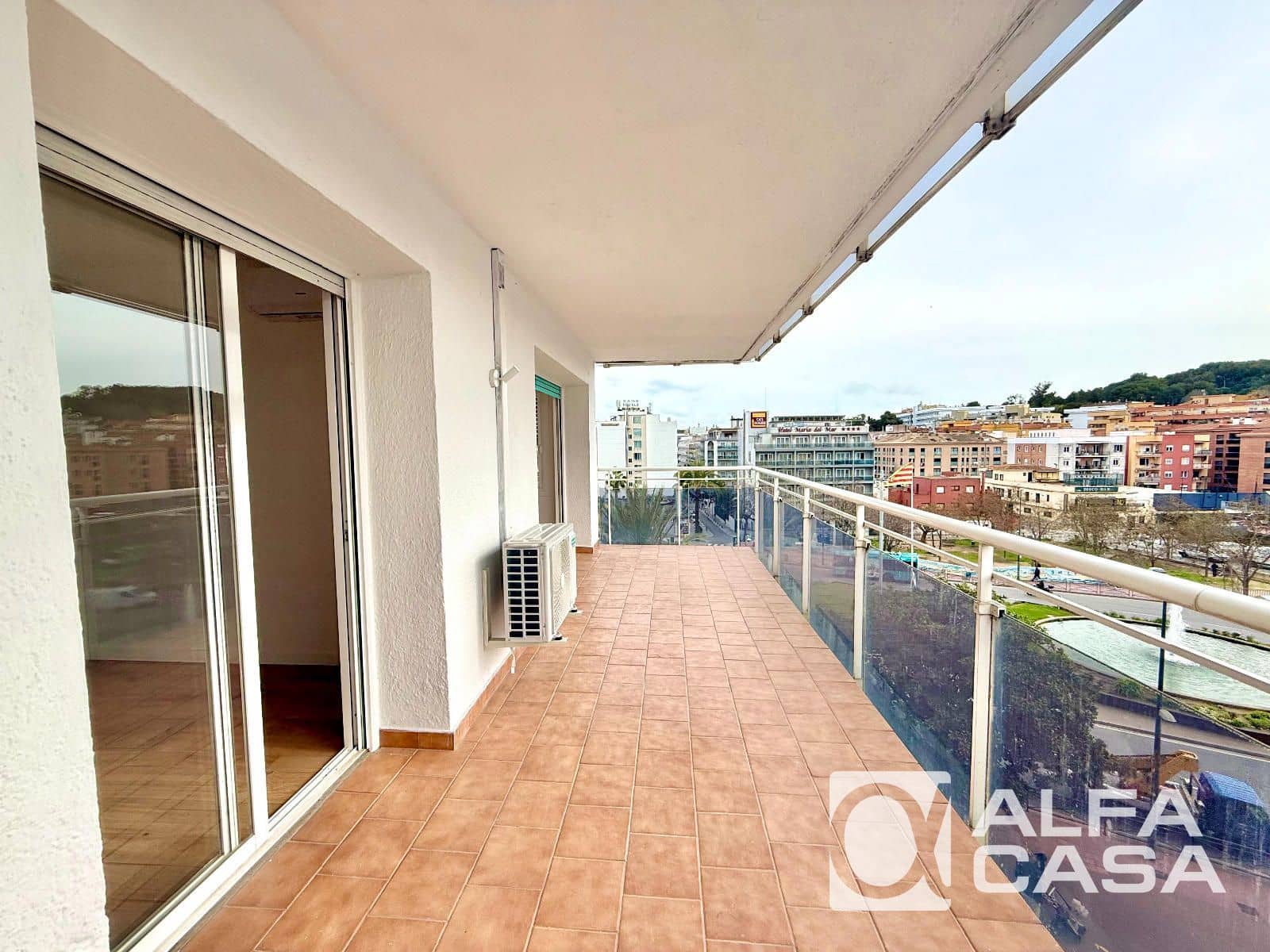 3 slaapkamer Flat te koop in Lloret de Mar met zwembad - € 249.000 (Ref: 9675138)