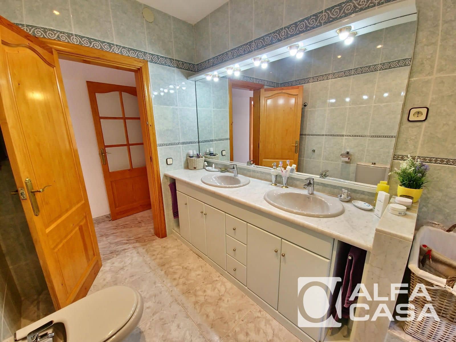 4 chambre Villa/Maison à vendre à Lloret de Mar avec garage - 668 000 € (Ref: 9734099)