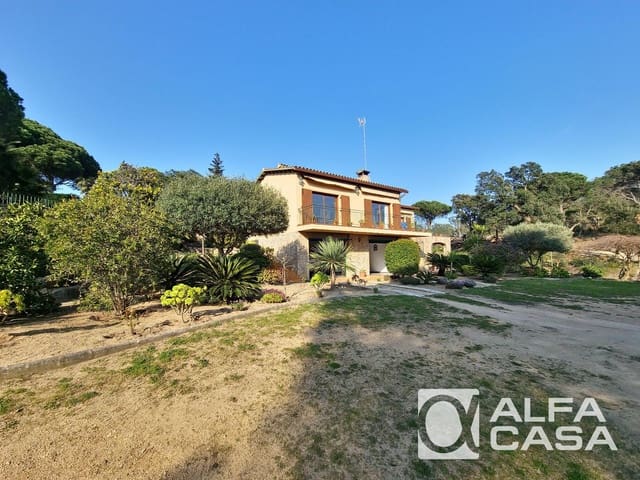 4 quarto Moradia para venda em Lloret de Mar com garagem - 668 000 € (Ref: 9734099)