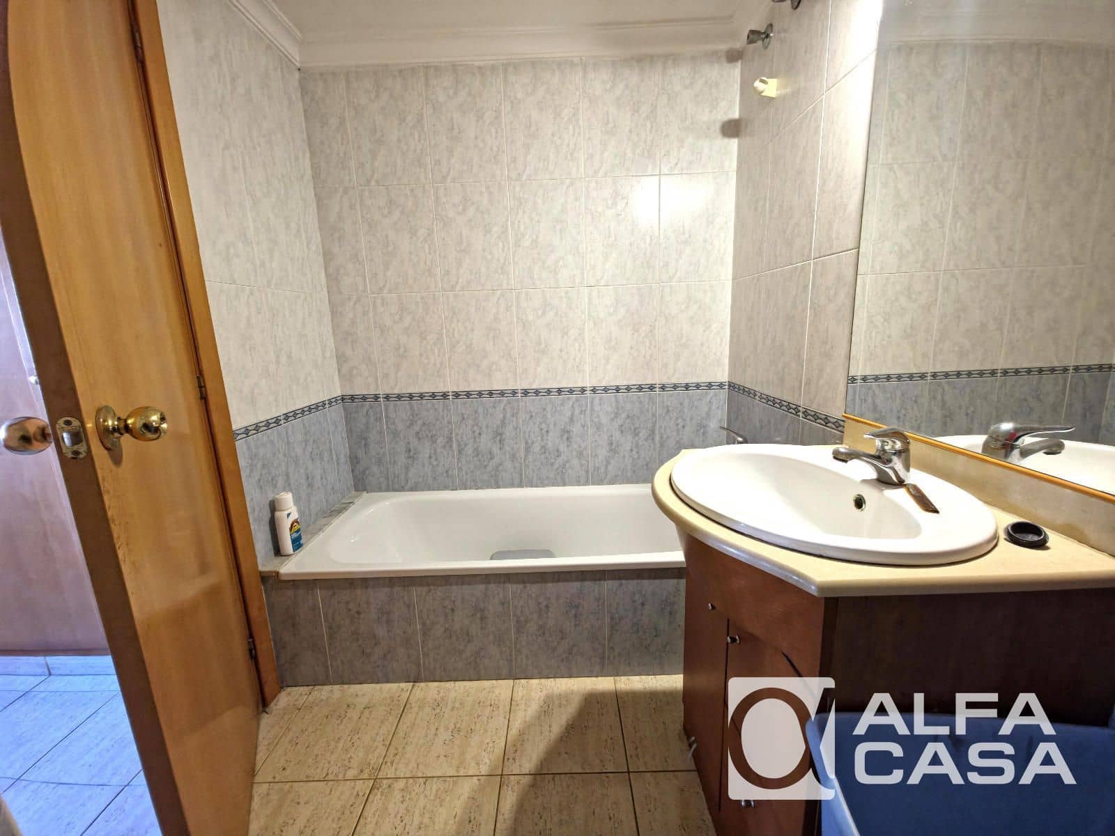 Piso de 3 habitaciones en Lloret de Mar en venta con garaje - 229.000 € (Ref: 9739293)