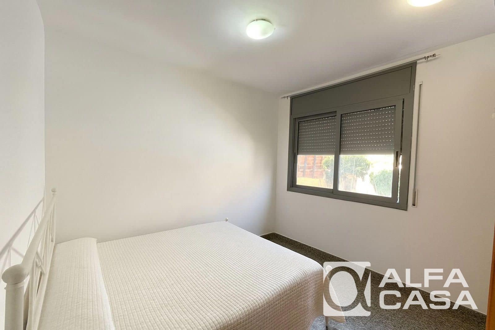 2 bedroom Flat for sale in Lloret de Mar with pool - € 220,000 (Ref: 9760191)