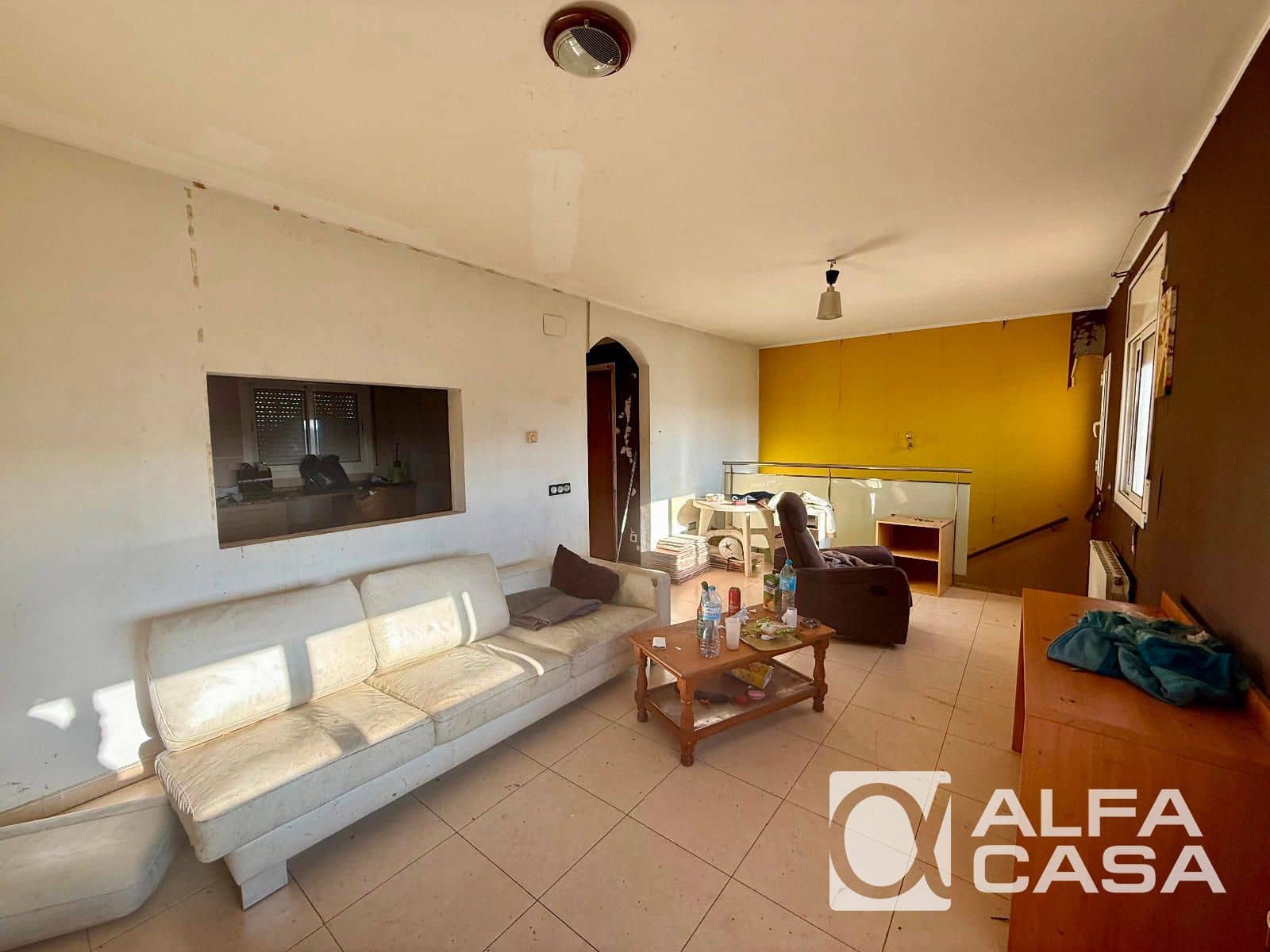 4 bedroom Villa for sale in Vidreres - € 160,000 (Ref: 9770024)