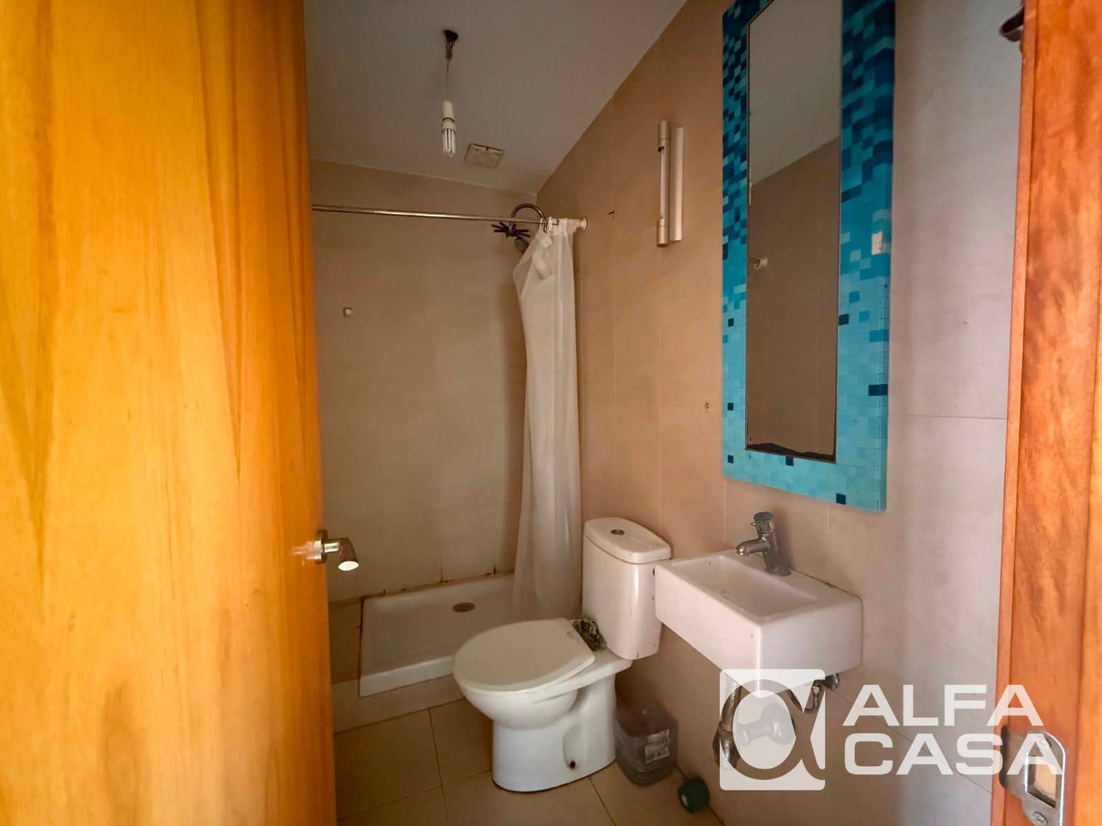 4 bedroom Villa for sale in Vidreres - € 160,000 (Ref: 9770024)