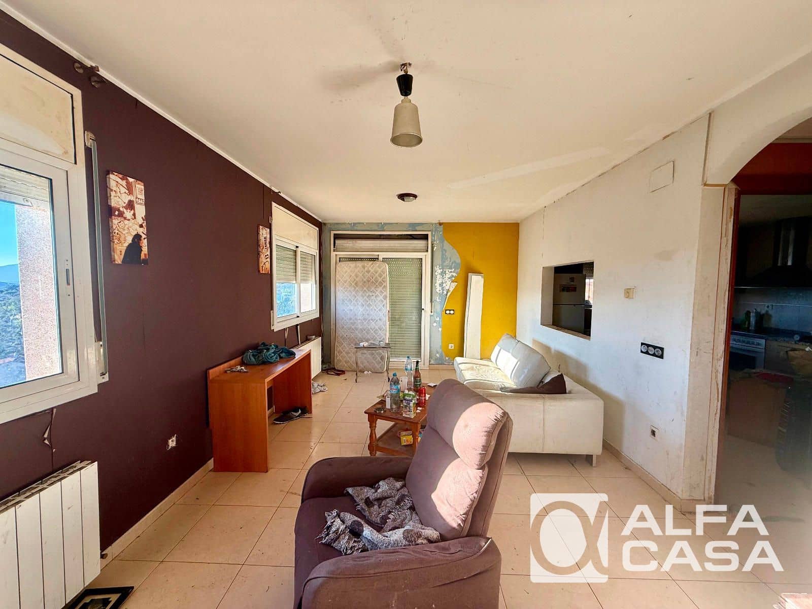 4 bedroom Villa for sale in Vidreres - € 160,000 (Ref: 9770024)