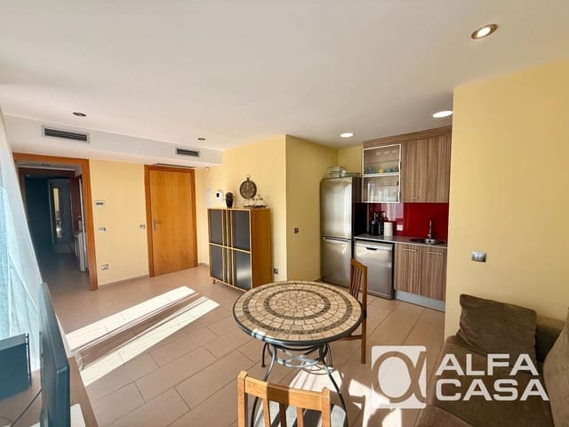 Leilighet til salgs i Lloret de Mar med garasje - € 160 000 (Ref: 9785005)