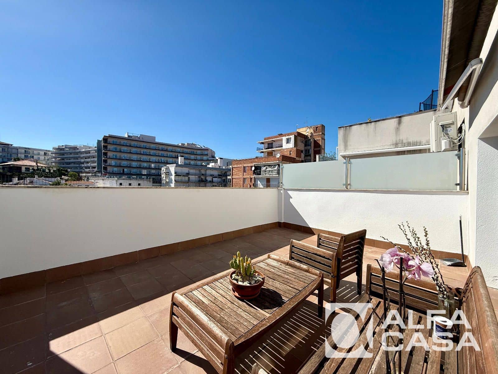 Leilighet til salgs i Lloret de Mar med garasje - € 160 000 (Ref: 9785005)