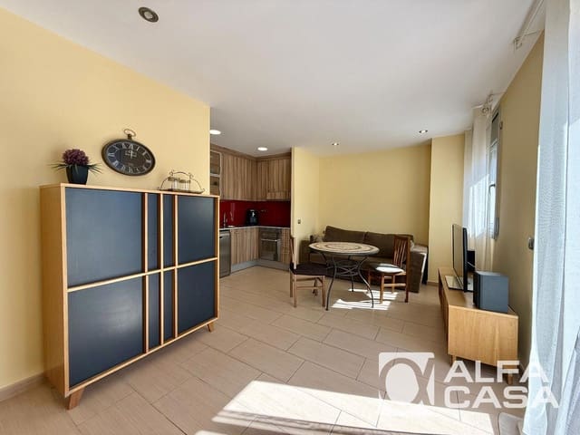 Leilighet til salgs i Lloret de Mar med garasje - € 160 000 (Ref: 9785005)