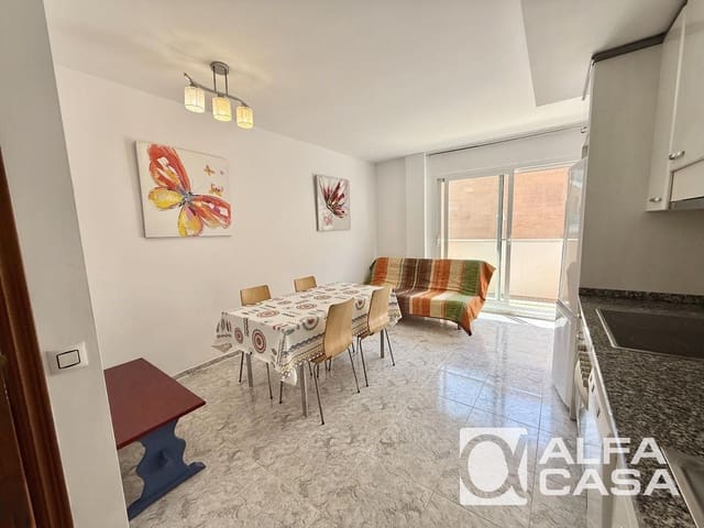 Piso de 1 habitación en Lloret de Mar en venta con piscina - 169.000 € (Ref: 9809462)