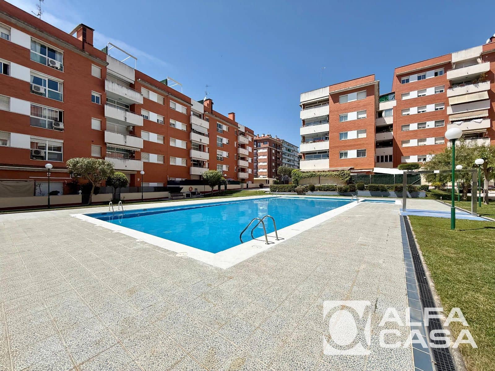 Piso de 1 habitación en Lloret de Mar en venta con piscina - 169.000 € (Ref: 9809462)