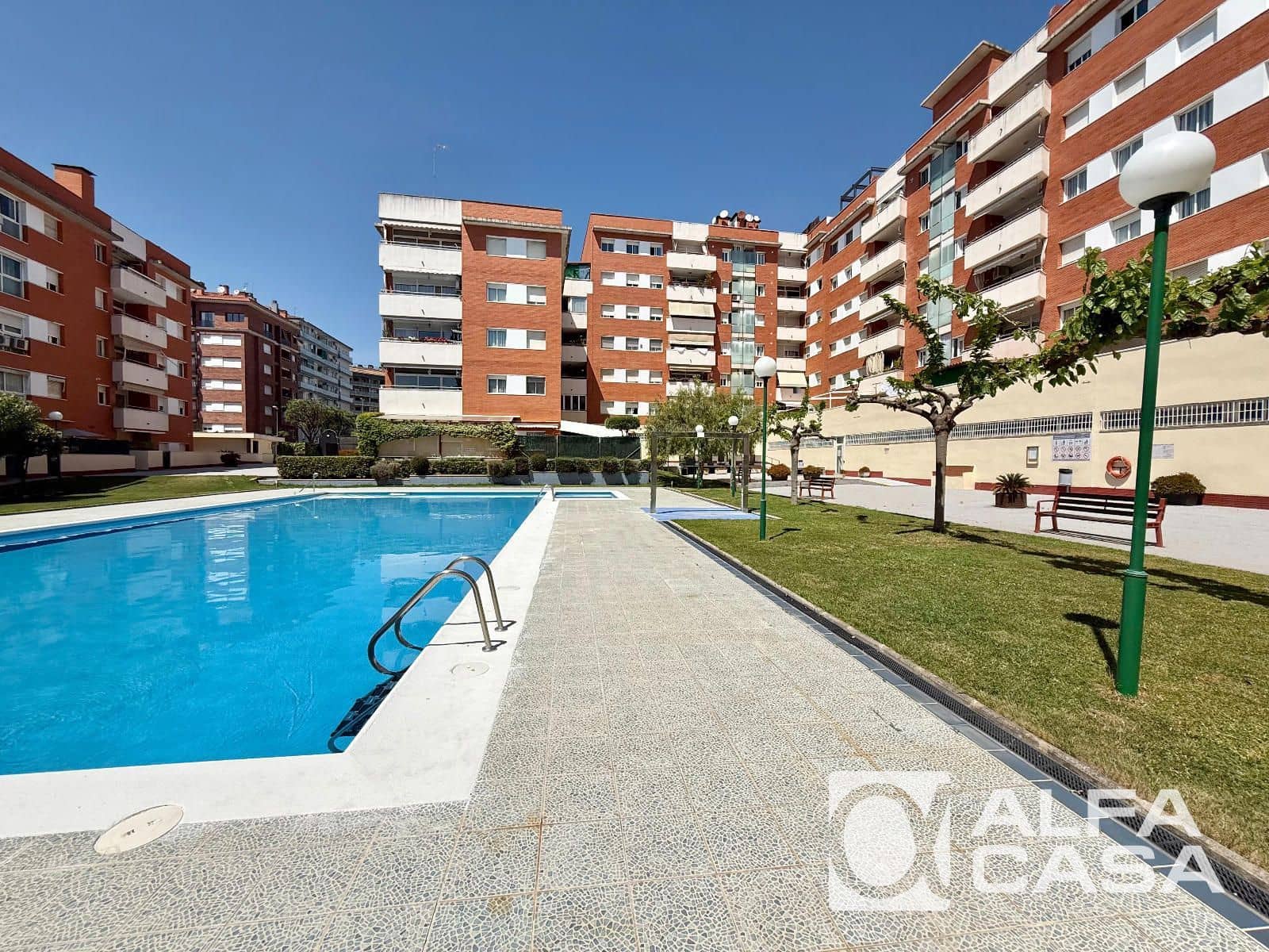 Piso de 1 habitación en Lloret de Mar en venta con piscina - 169.000 € (Ref: 9809462)