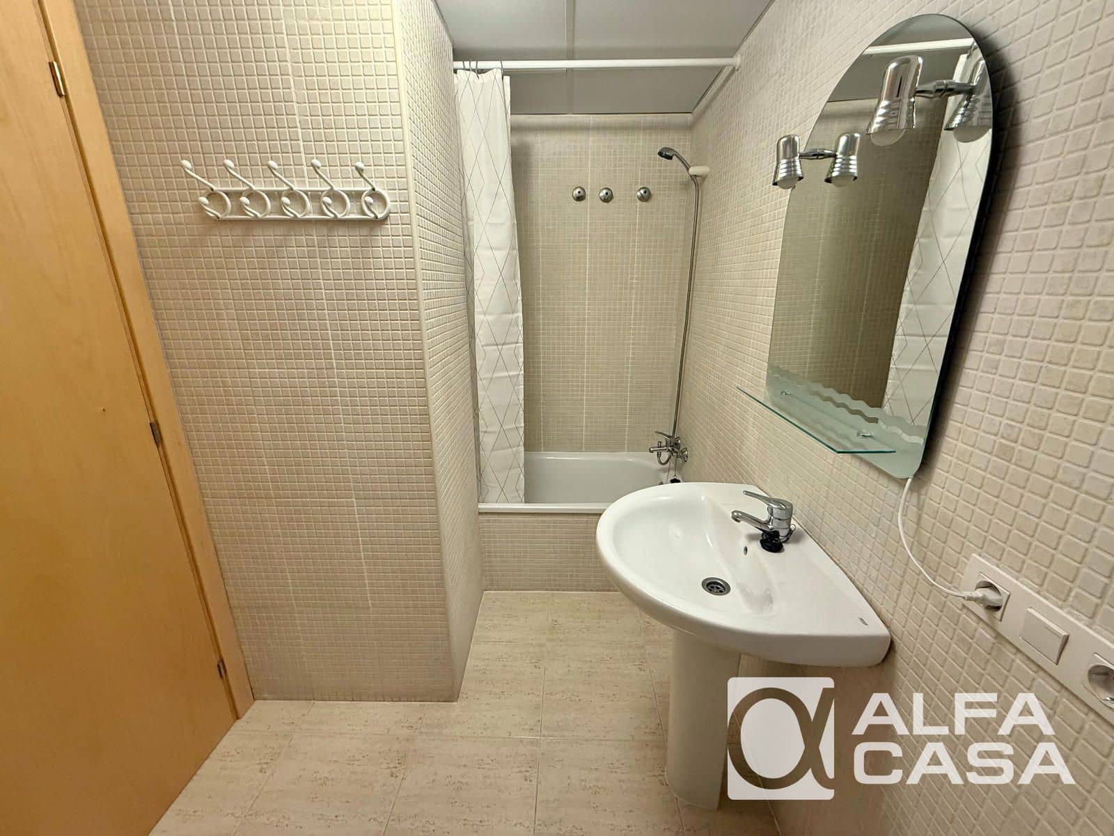 3 bedroom Flat for sale in Lloret de Mar - € 279,000 (Ref: 9810855)
