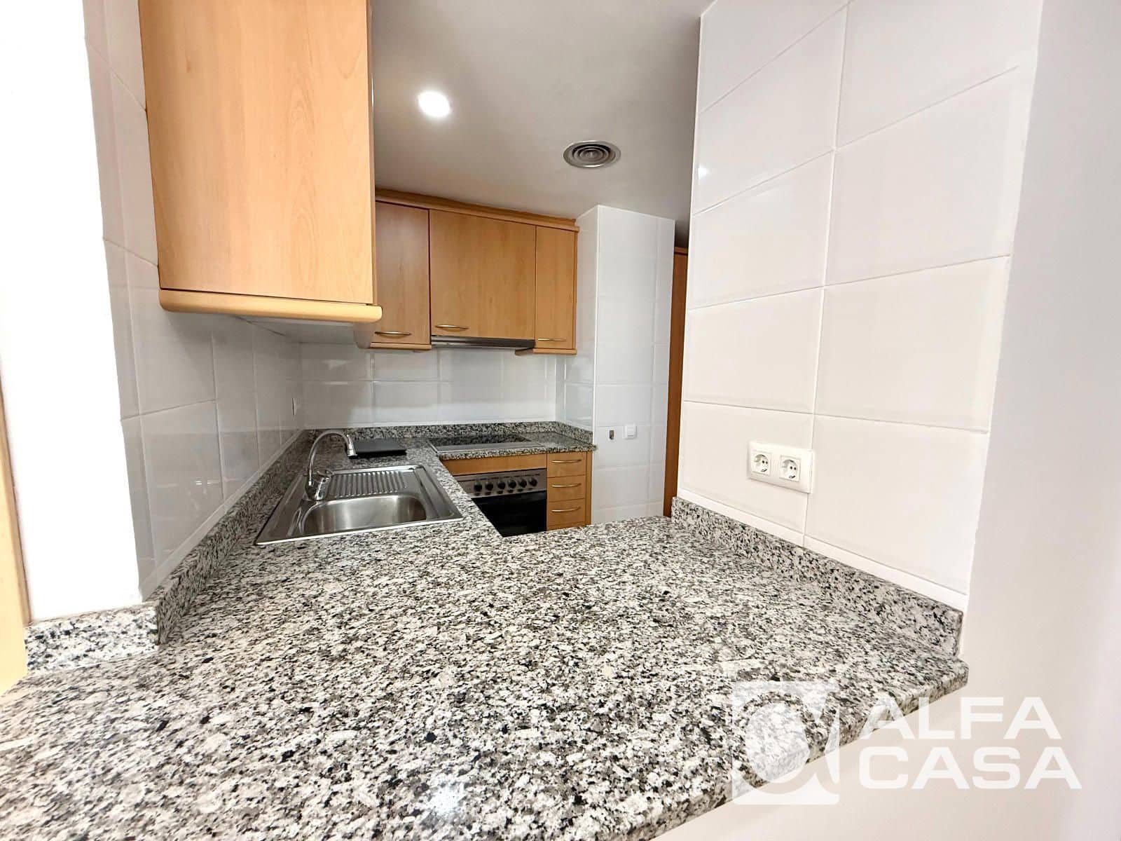 3 bedroom Flat for sale in Lloret de Mar - € 279,000 (Ref: 9810855)
