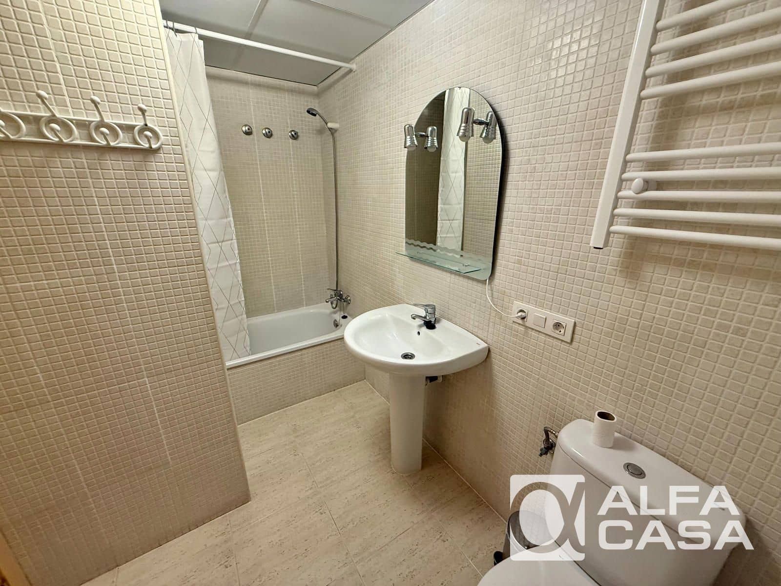 3 bedroom Flat for sale in Lloret de Mar - € 279,000 (Ref: 9810855)