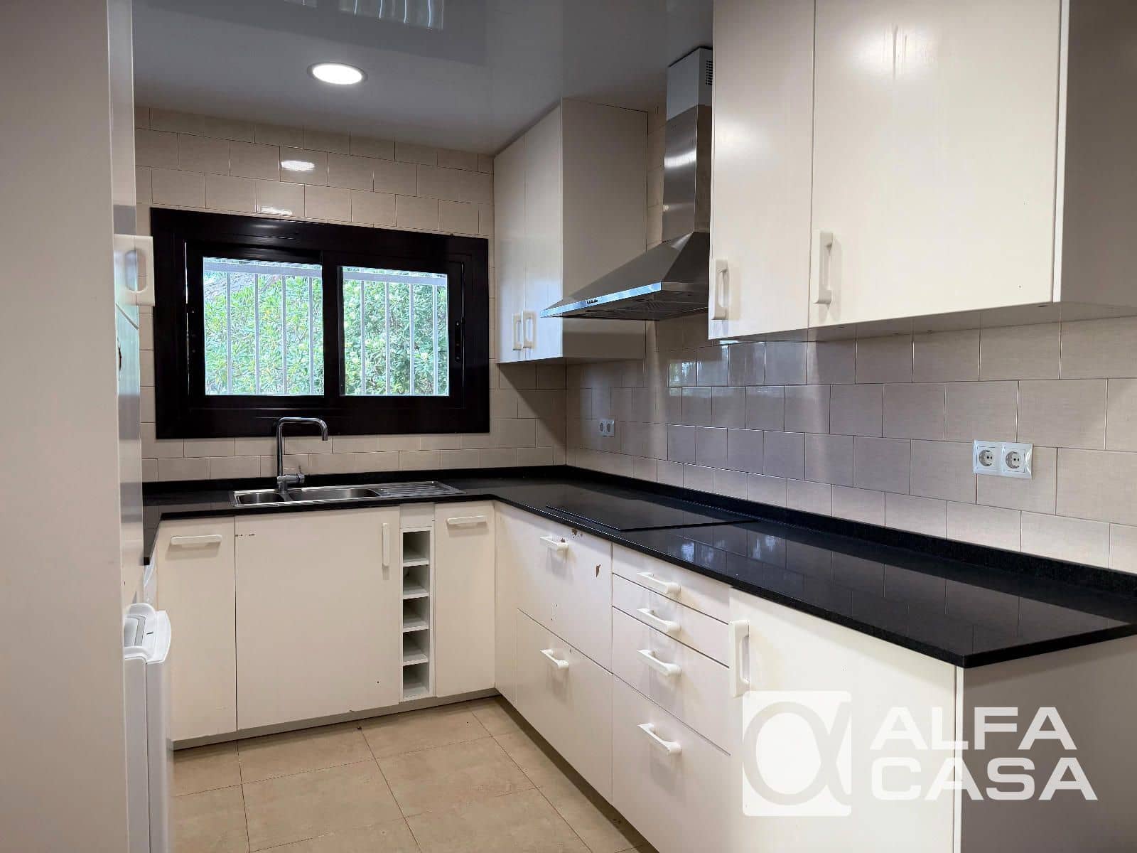 4 Zimmer Villa zu verkaufen in Blanes mit Pool Garage - 1.280.000 € (Ref: 9816543)