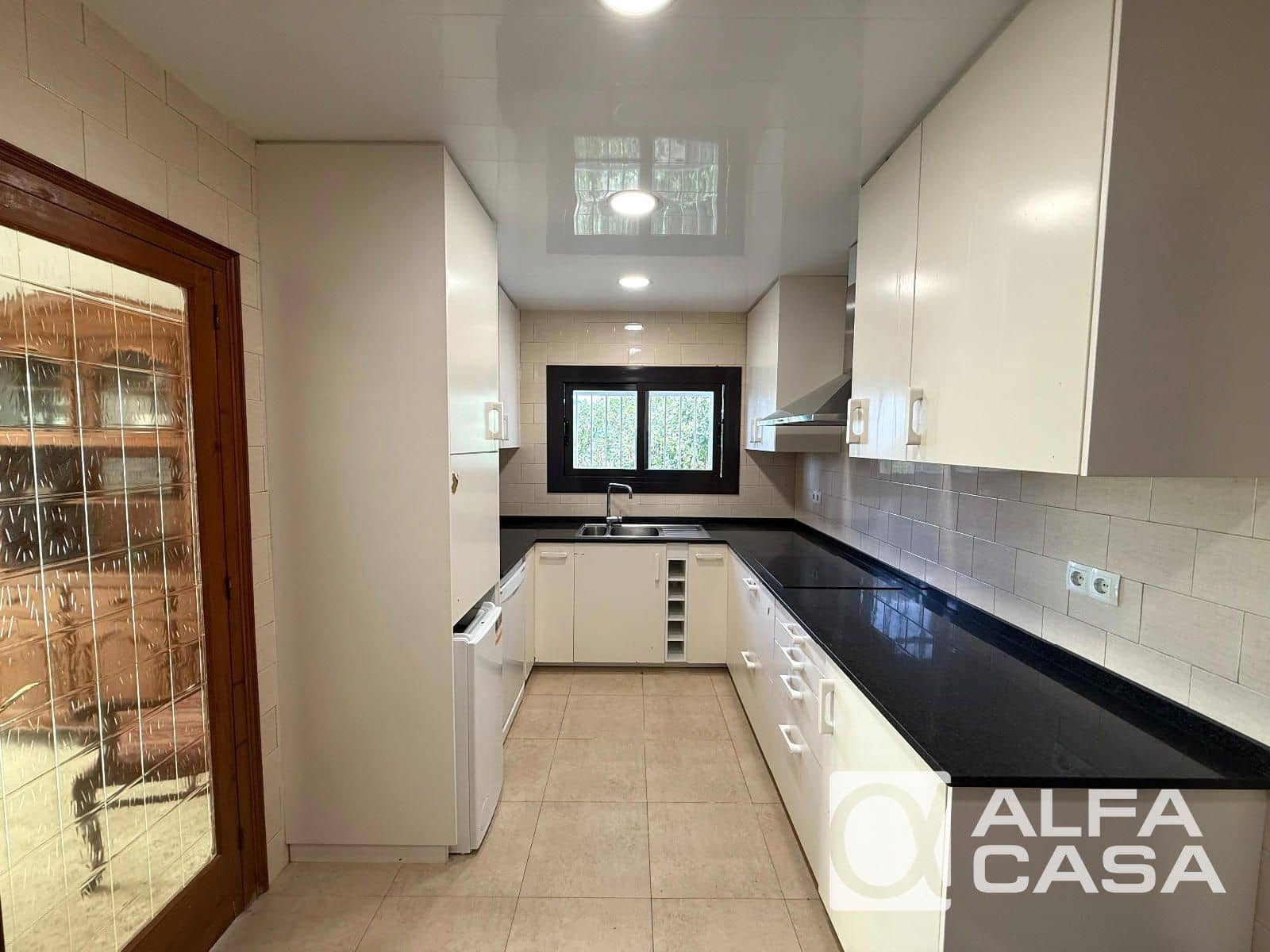 4 Zimmer Villa zu verkaufen in Blanes mit Pool Garage - 1.280.000 € (Ref: 9816543)