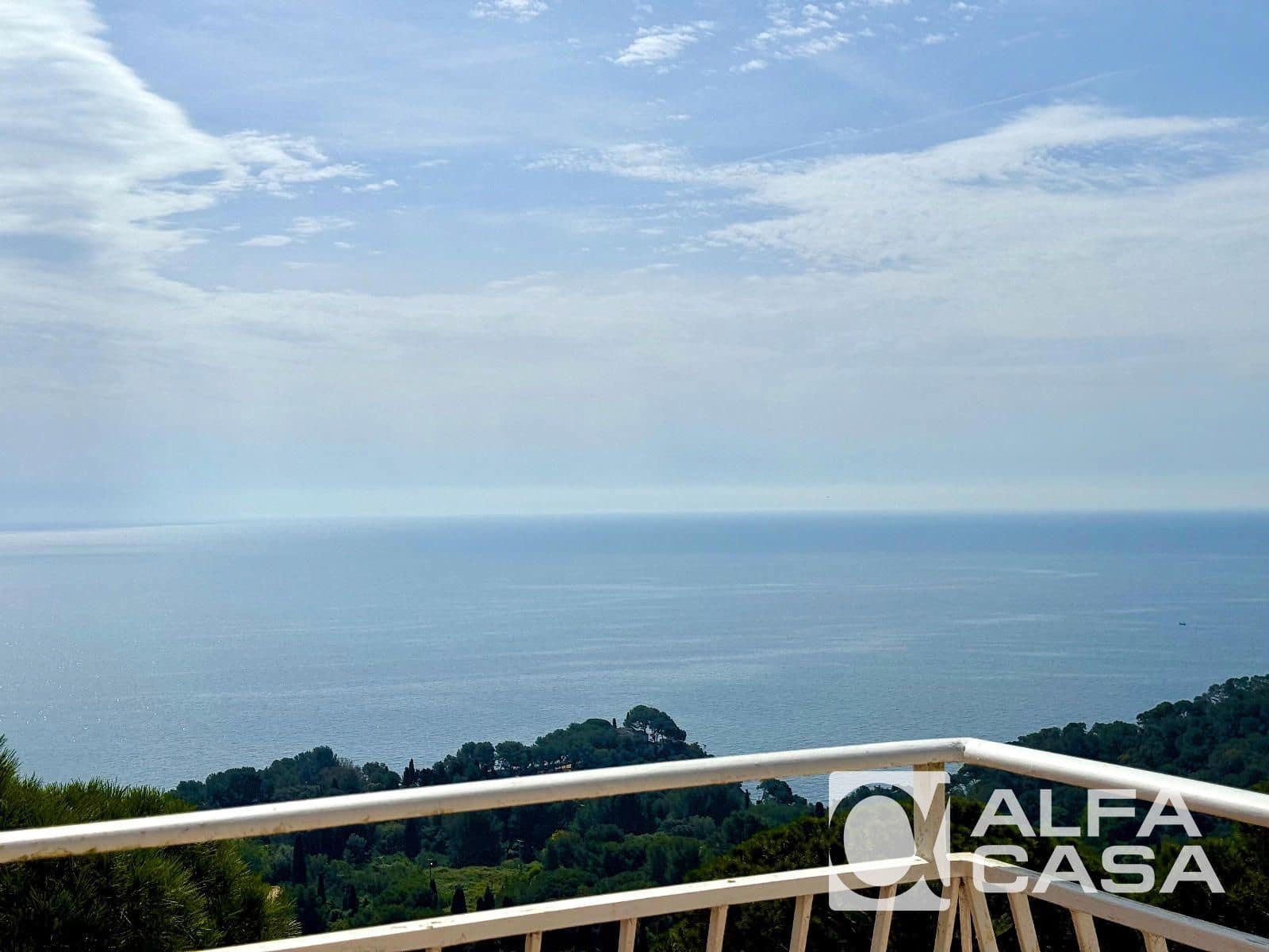 4 Zimmer Villa zu verkaufen in Blanes mit Pool Garage - 1.280.000 € (Ref: 9816543)
