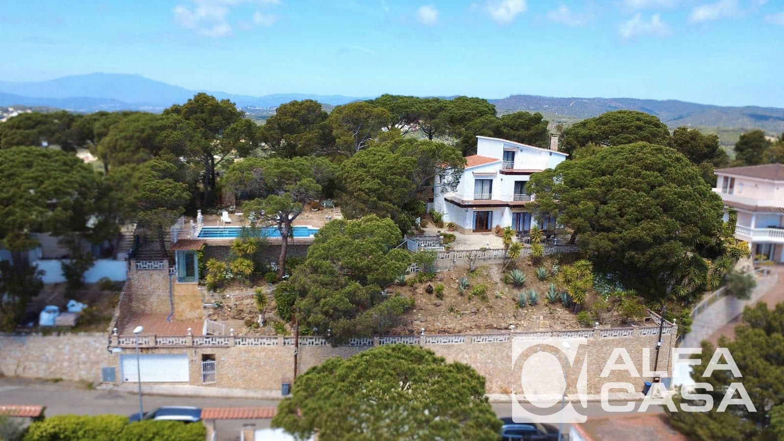 4 Zimmer Villa zu verkaufen in Blanes mit Pool Garage - 1.280.000 € (Ref: 9816543)