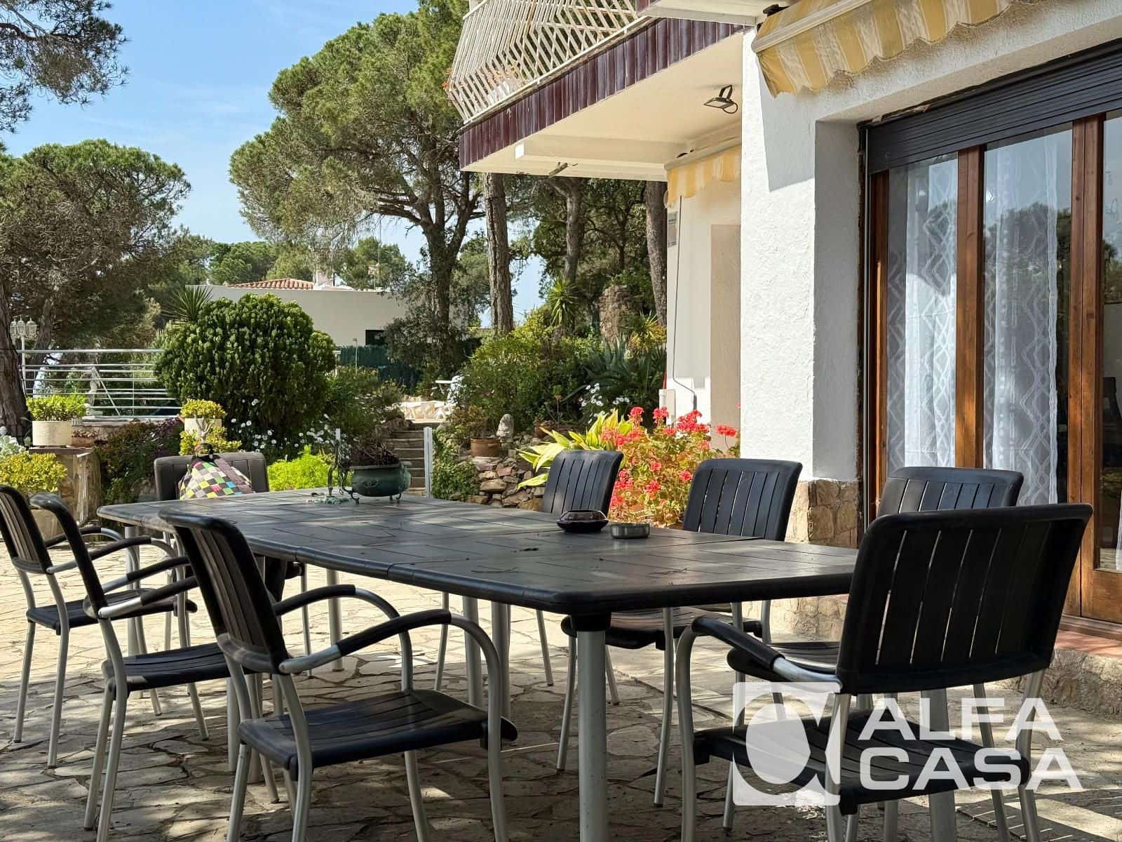 4 Zimmer Villa zu verkaufen in Blanes mit Pool Garage - 1.280.000 € (Ref: 9816543)