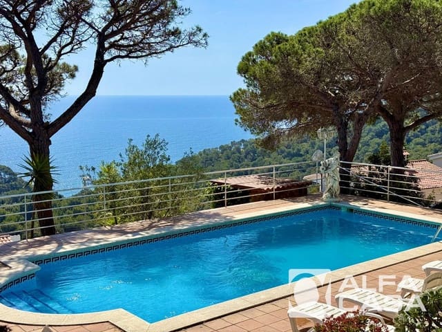 4 Zimmer Villa zu verkaufen in Blanes mit Pool Garage - 1.280.000 € (Ref: 9816543)