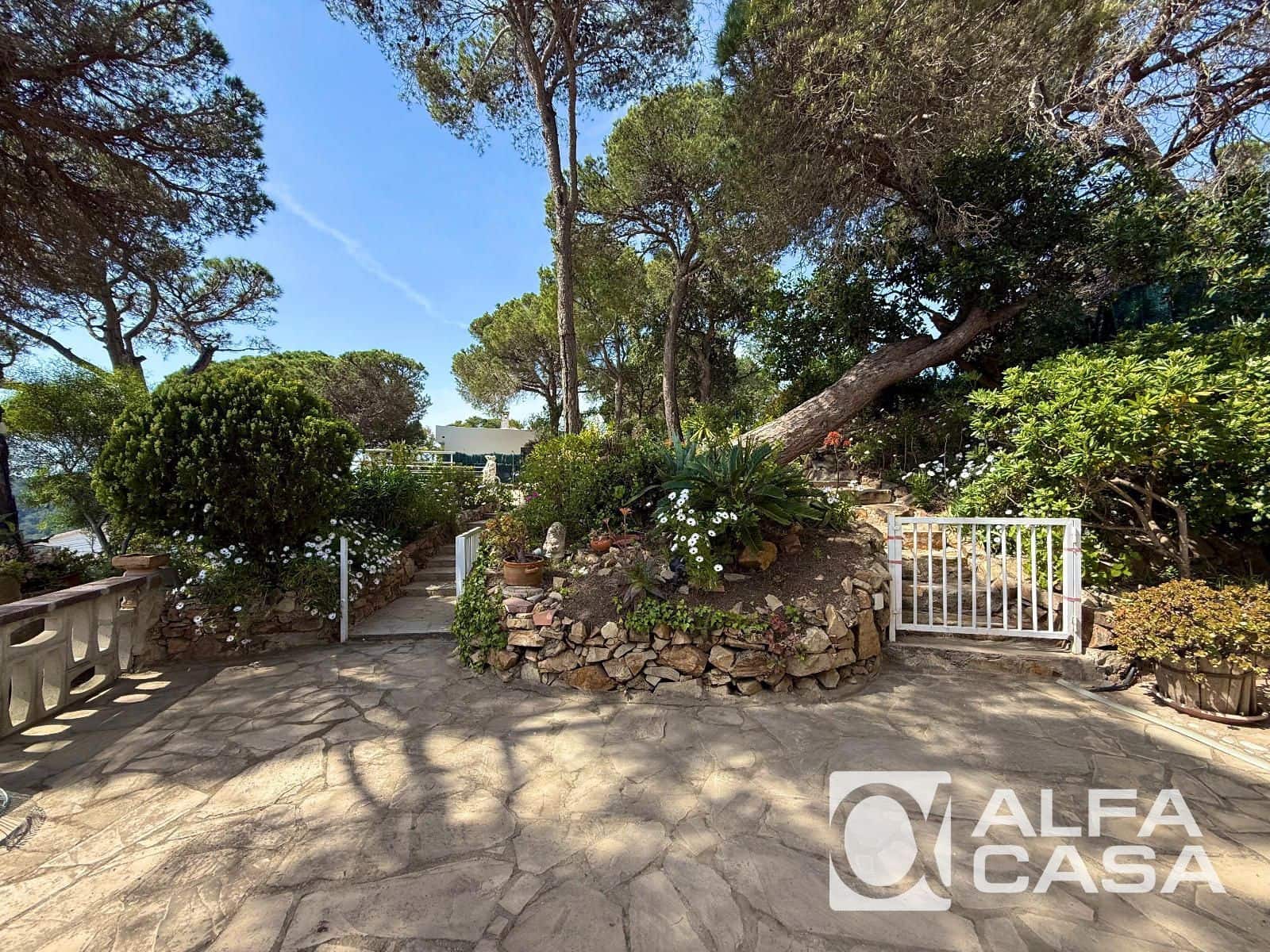 4 Zimmer Villa zu verkaufen in Blanes mit Pool Garage - 1.280.000 € (Ref: 9816543)