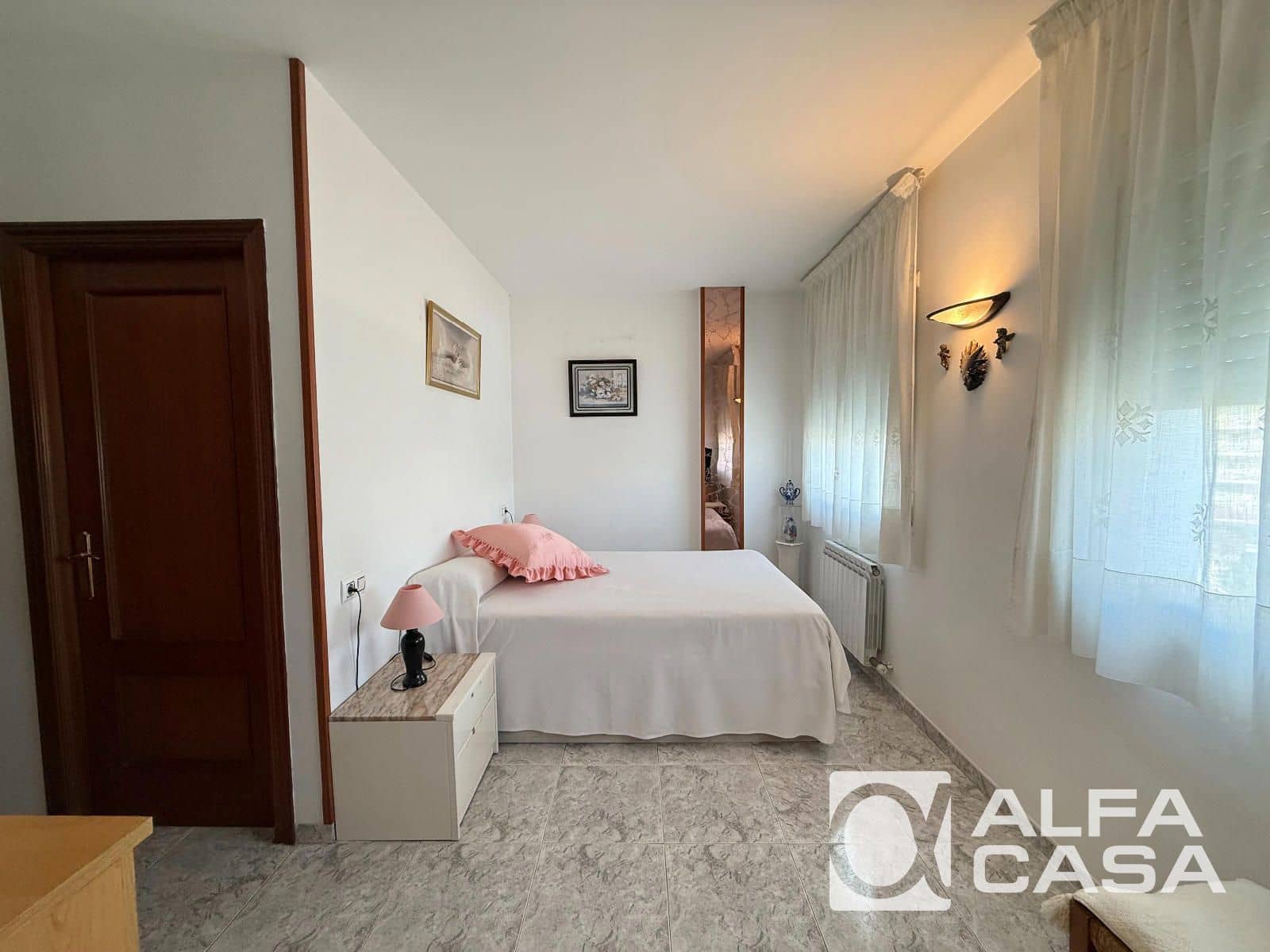 3 soveværelse Lejlighed til salg i Lloret de Mar med swimmingpool garage - € 300.000 (Ref: 9819945)