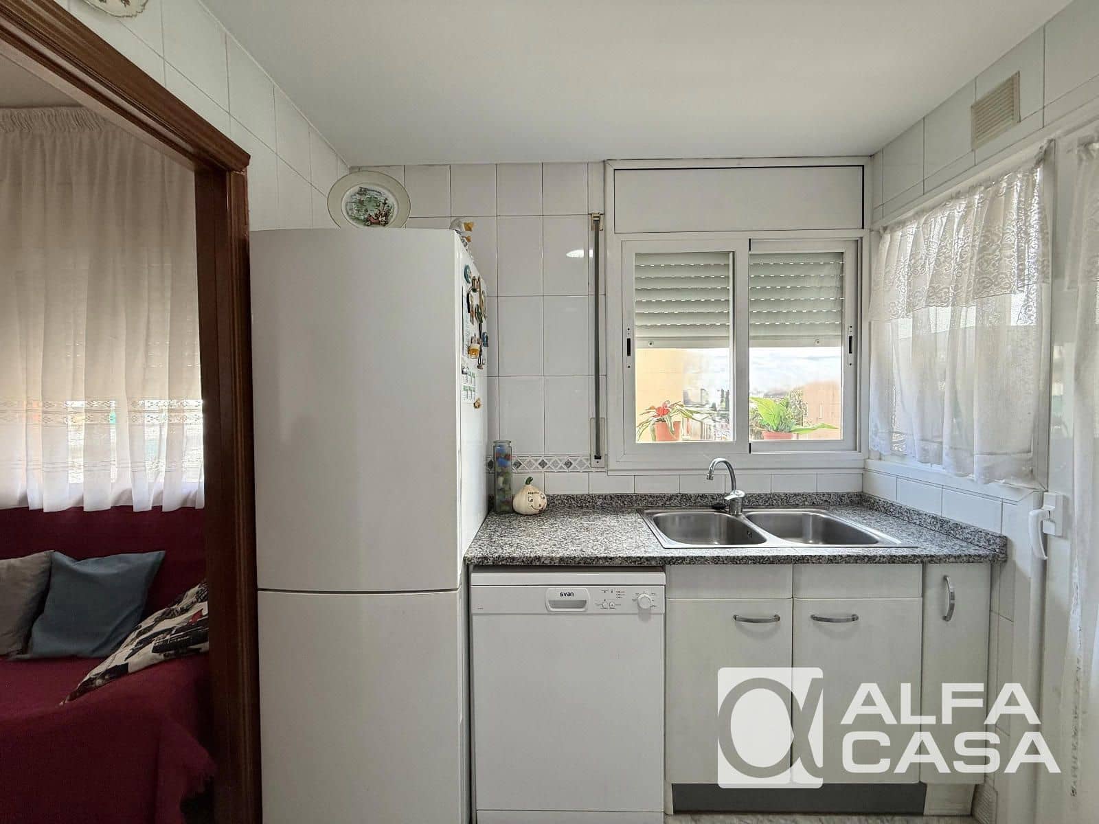 3 soveværelse Lejlighed til salg i Lloret de Mar med swimmingpool garage - € 300.000 (Ref: 9819945)
