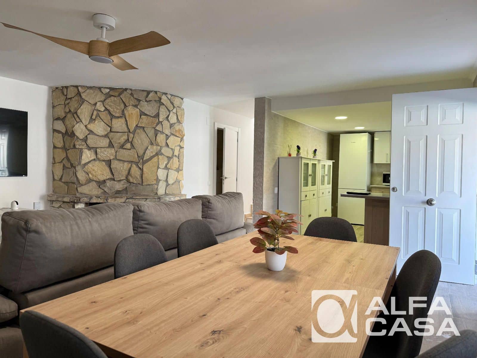 3 chambre Villa/Maison à vendre à Lloret de Mar avec piscine - 325 000 € (Ref: 9823785)