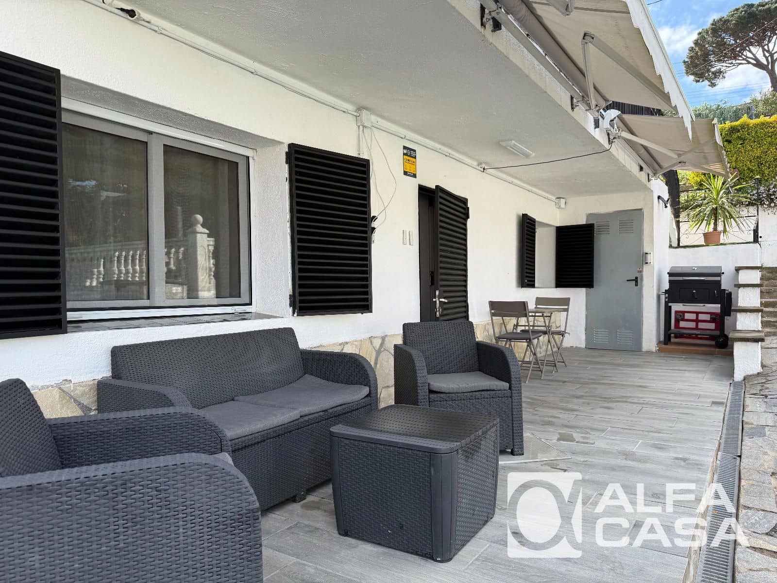 3 chambre Villa/Maison à vendre à Lloret de Mar avec piscine - 325 000 € (Ref: 9823785)