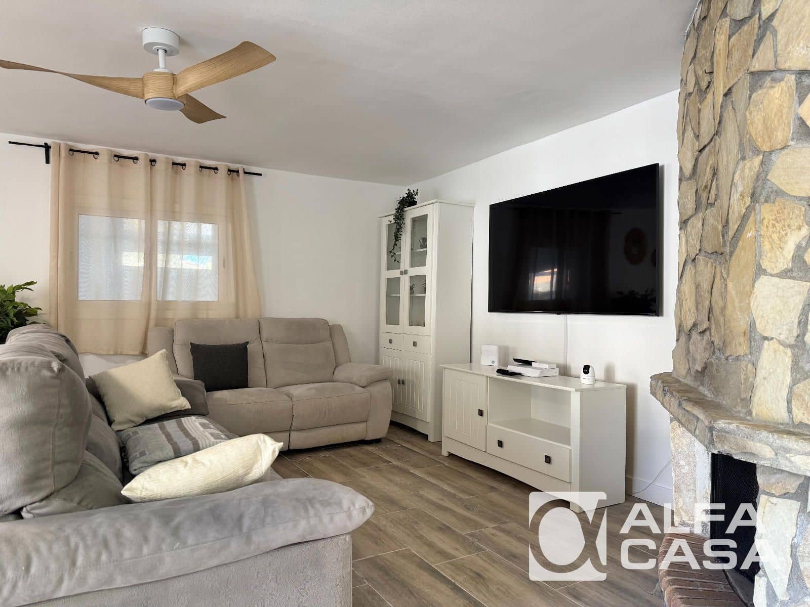 3 chambre Villa/Maison à vendre à Lloret de Mar avec piscine - 325 000 € (Ref: 9823785)