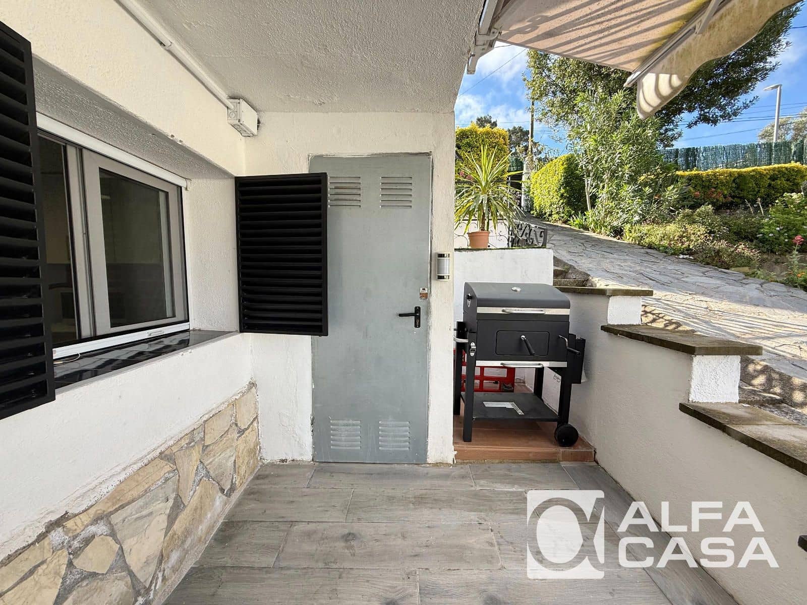 3 chambre Villa/Maison à vendre à Lloret de Mar avec piscine - 325 000 € (Ref: 9823785)