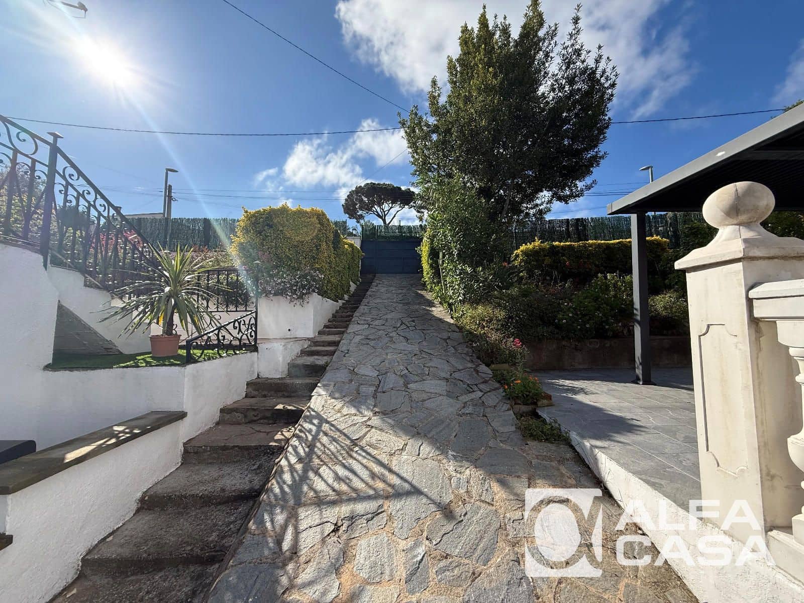 3 chambre Villa/Maison à vendre à Lloret de Mar avec piscine - 325 000 € (Ref: 9823785)