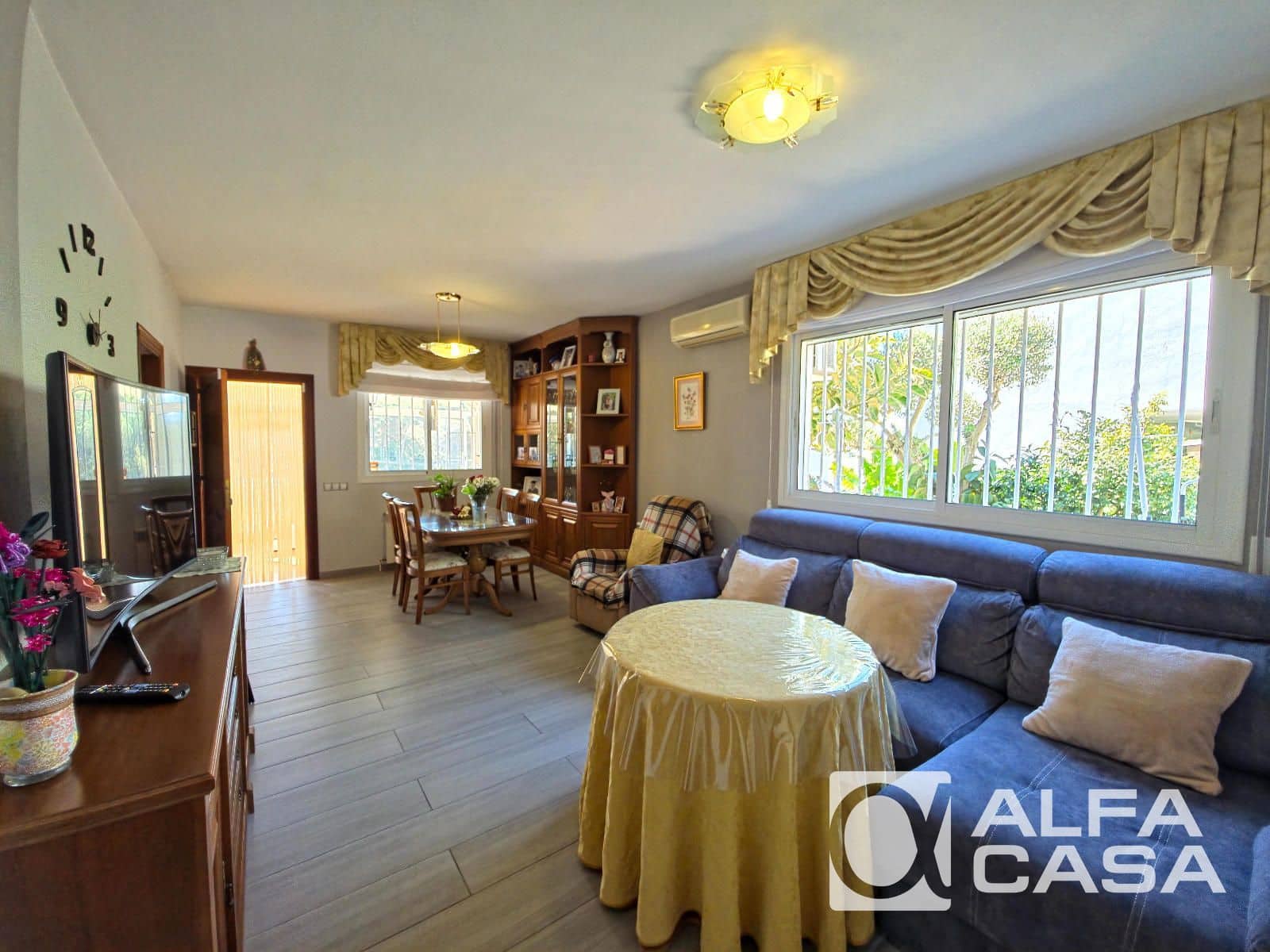 4 makuuhuone Huvila myytävänä paikassa Lloret de Mar mukana uima-altaan 
autotalli - 525 000 € (Ref: 9841774)