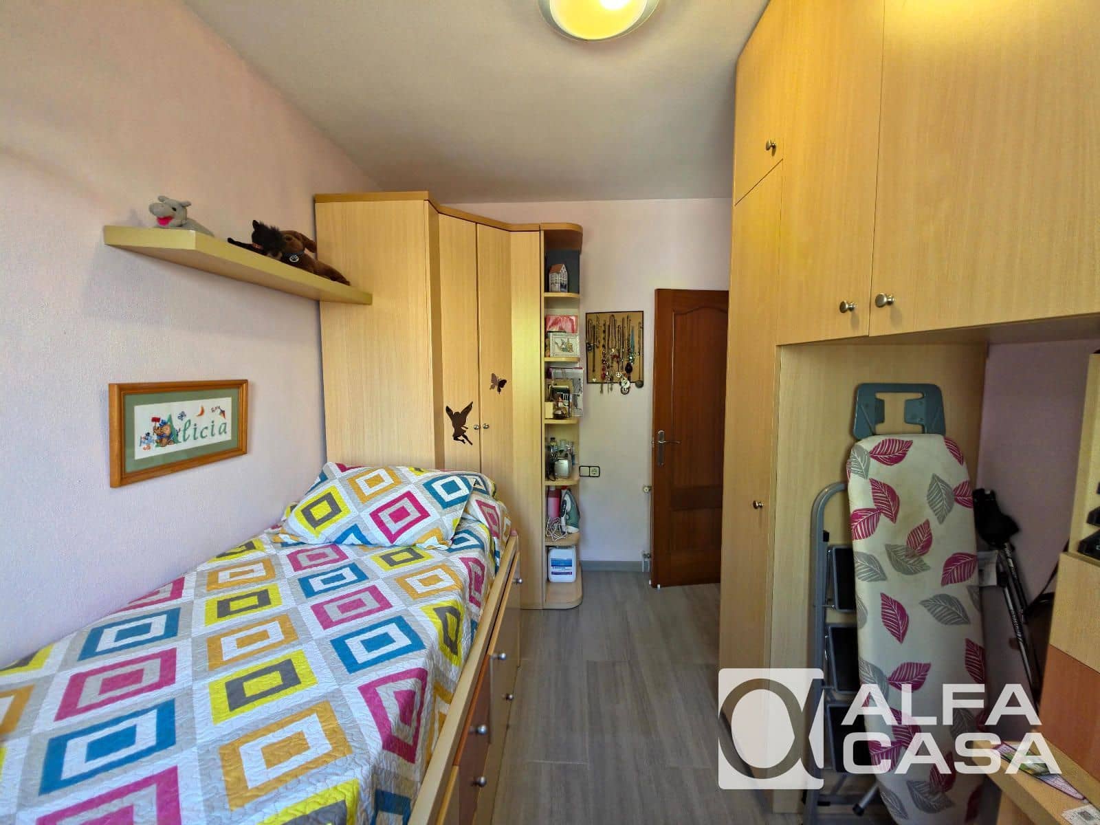 4 makuuhuone Huvila myytävänä paikassa Lloret de Mar mukana uima-altaan 
autotalli - 525 000 € (Ref: 9841774)