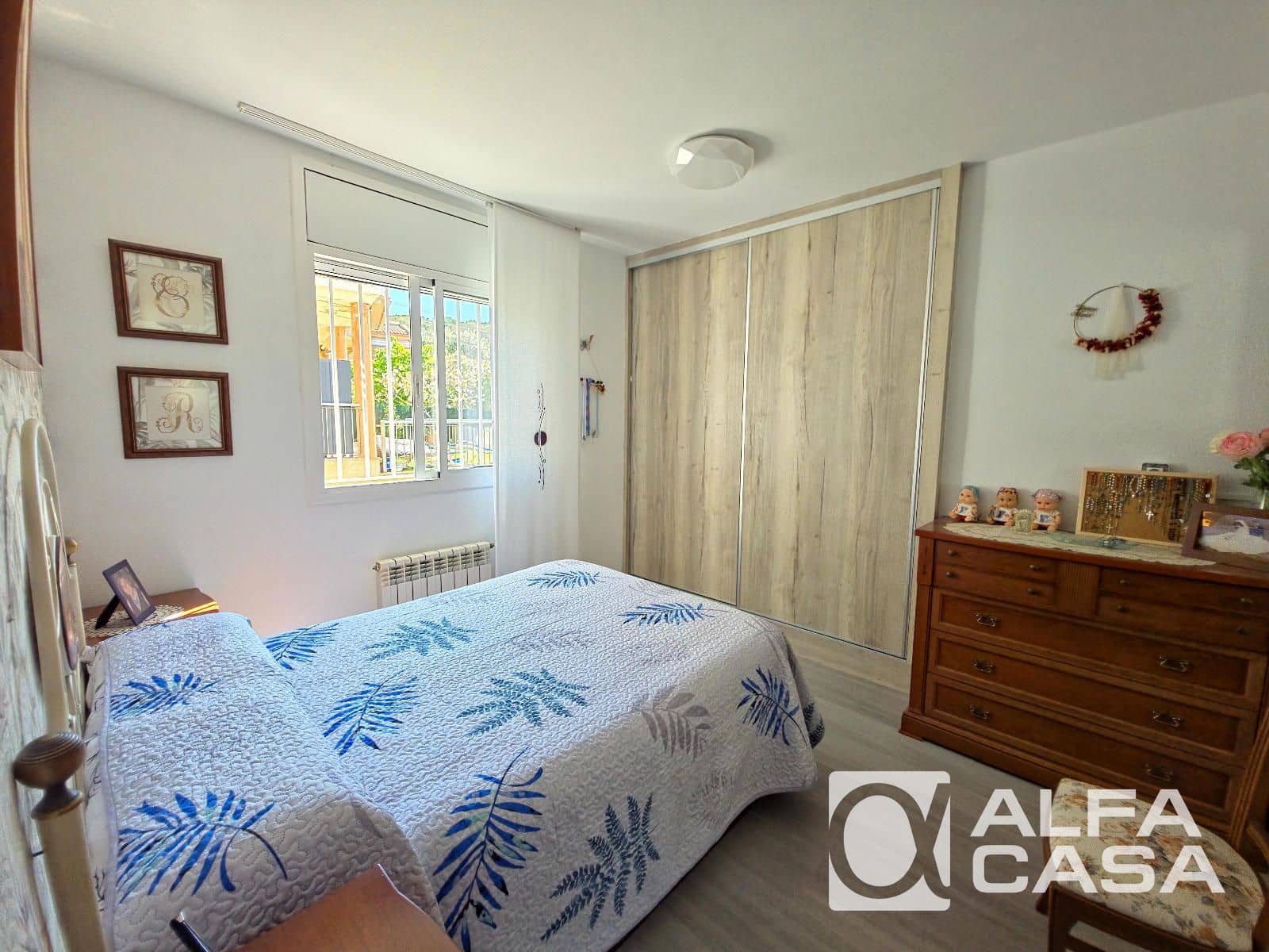 4 makuuhuone Huvila myytävänä paikassa Lloret de Mar mukana uima-altaan 
autotalli - 525 000 € (Ref: 9841774)