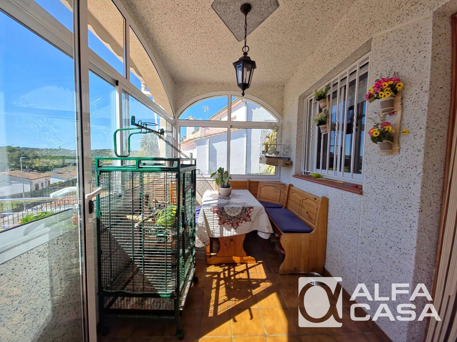 4 makuuhuone Huvila myytävänä paikassa Lloret de Mar mukana uima-altaan 
autotalli - 525 000 € (Ref: 9841774)