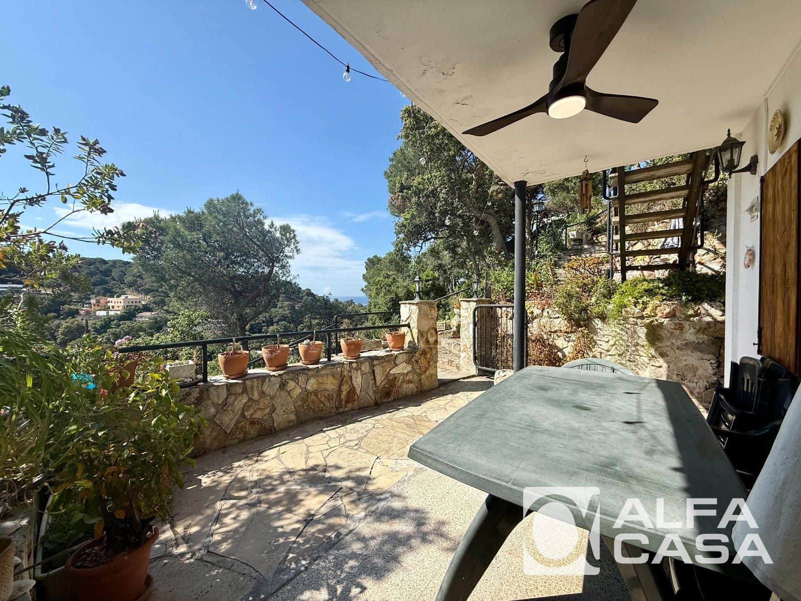 3 bedroom Flat for sale in Lloret de Mar - € 195,000 (Ref: 9844580)