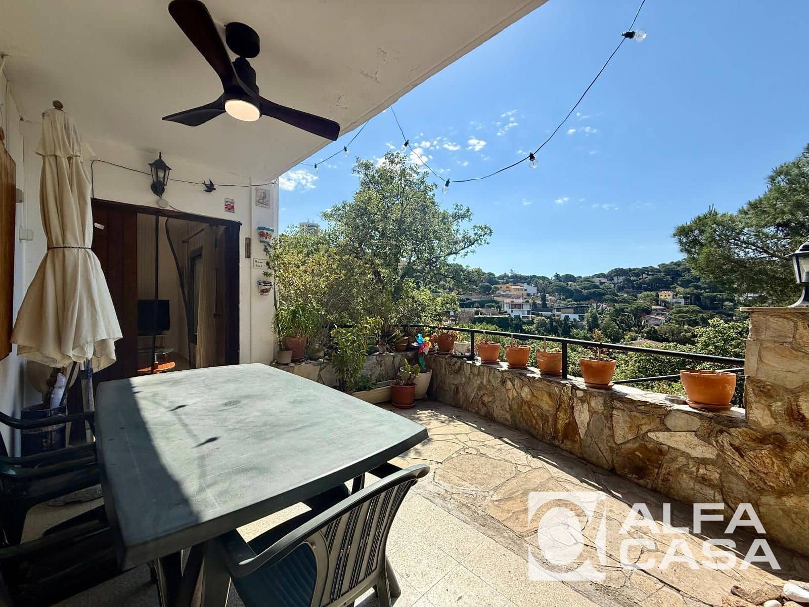 3 bedroom Flat for sale in Lloret de Mar - € 195,000 (Ref: 9844580)