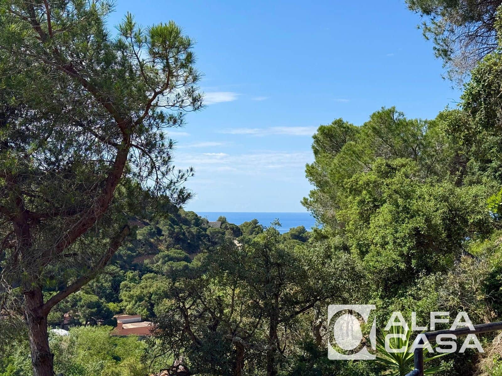 3 bedroom Flat for sale in Lloret de Mar - € 195,000 (Ref: 9844580)