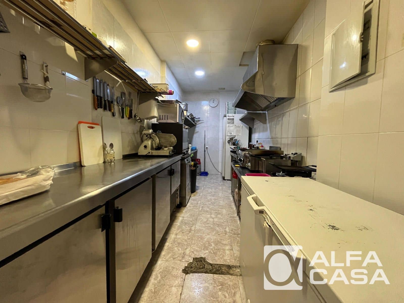 Comercial para venda em Lloret de Mar - 199 000 € (Ref: 9860876)