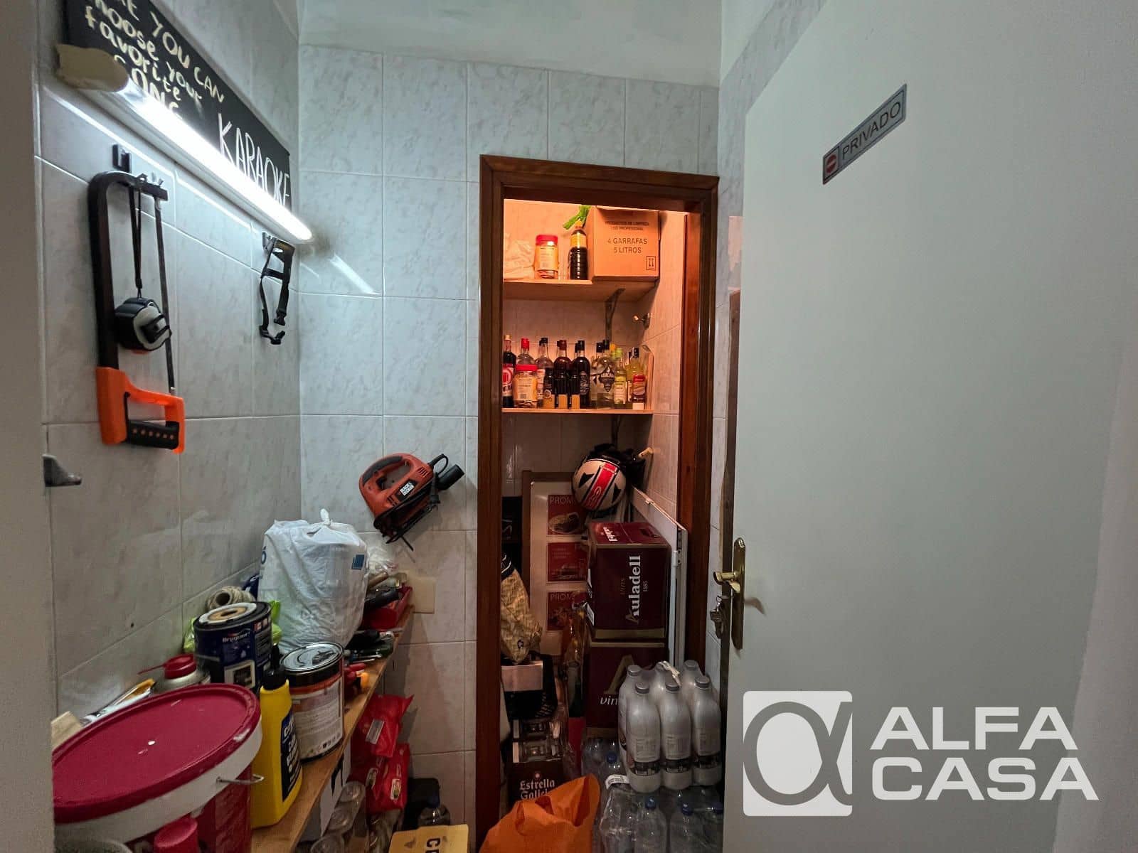 Comercial para venda em Lloret de Mar - 199 000 € (Ref: 9860876)