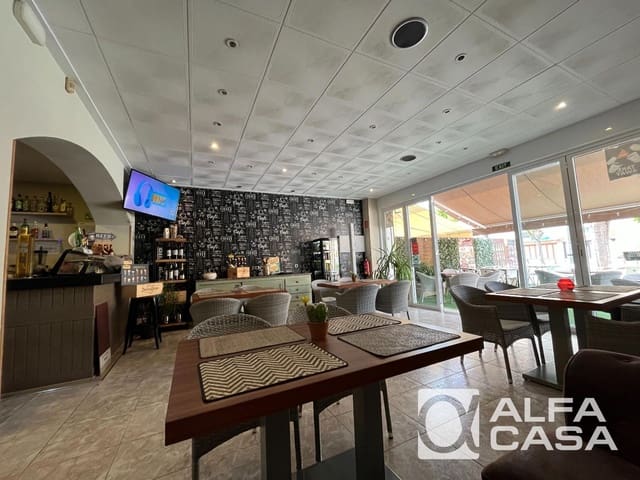 Erhverv til salg i Lloret de Mar - € 199.000 (Ref: 9860876)
