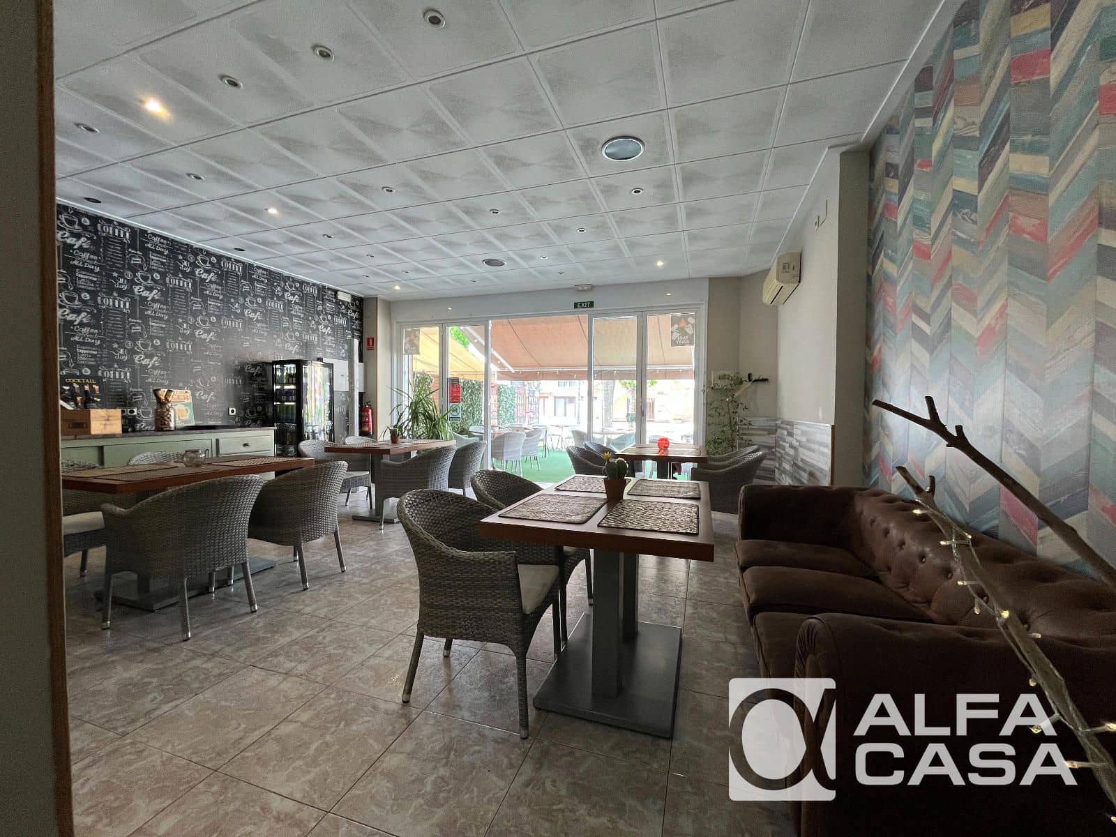 Comercial para venda em Lloret de Mar - 199 000 € (Ref: 9860876)