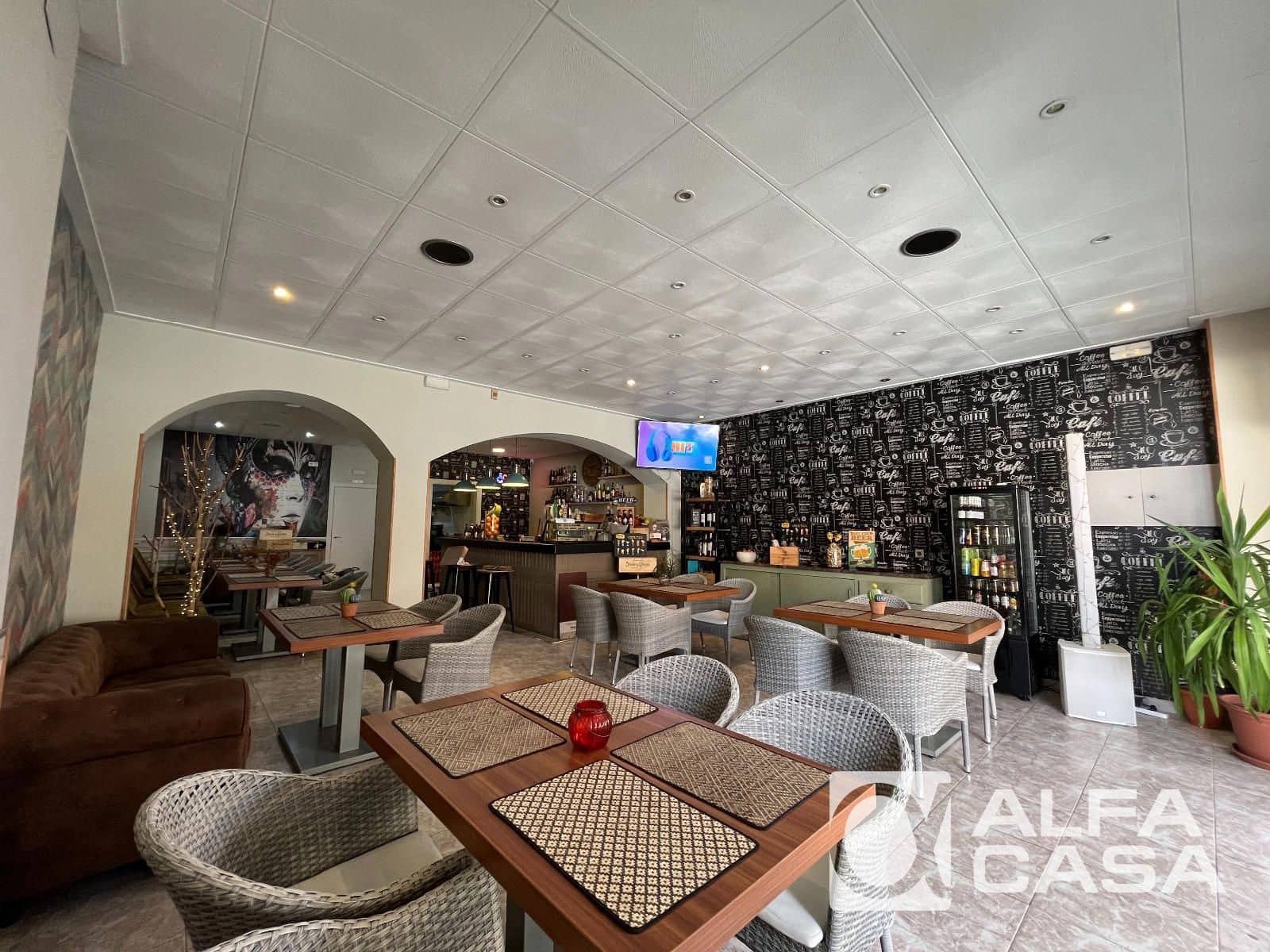 Comercial para venda em Lloret de Mar - 199 000 € (Ref: 9860876)